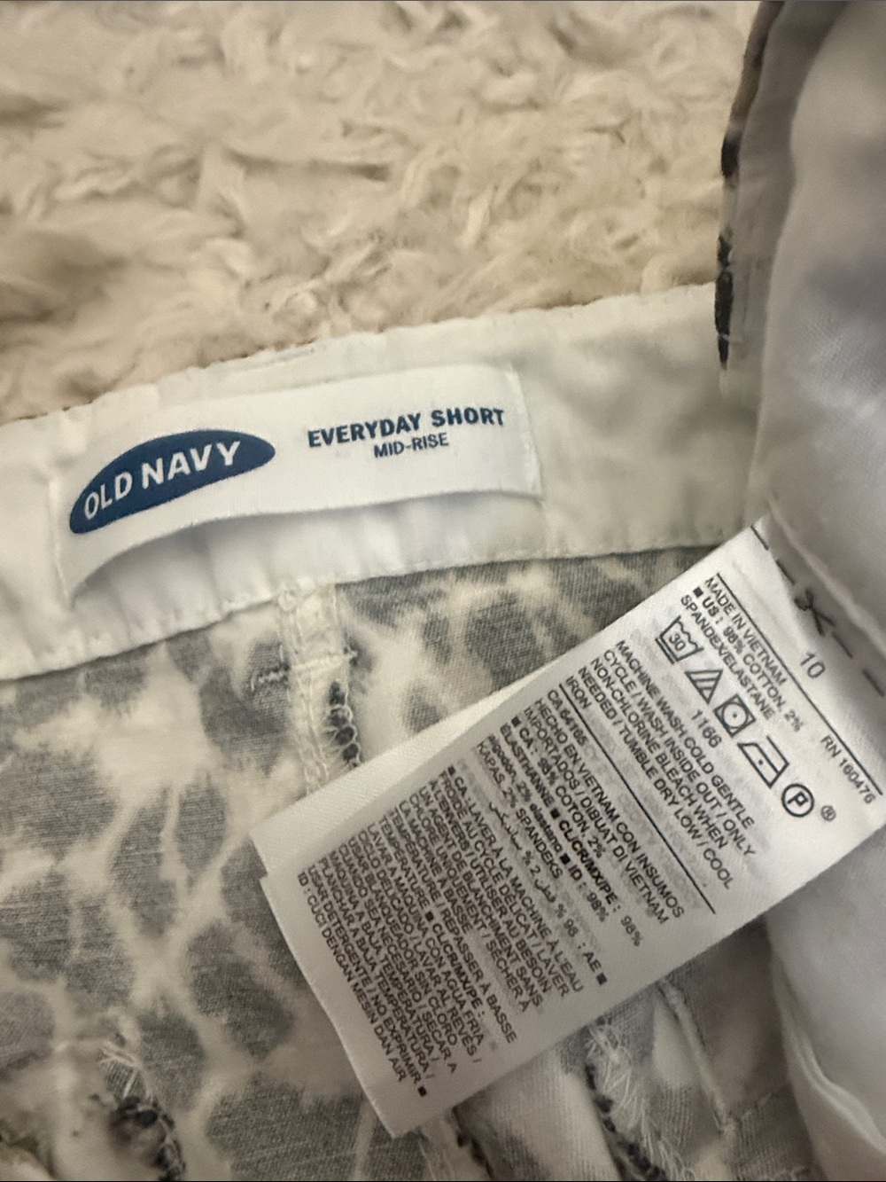Old Navy Leopard Print Jean Shorts - Black & Brown on White - Picture 3 of 4